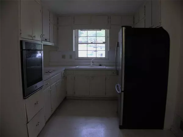 255 ALPINE DR, Roswell, GA 30075