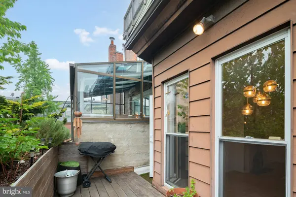 2112 PINE ST #3, Philadelphia, PA 19103