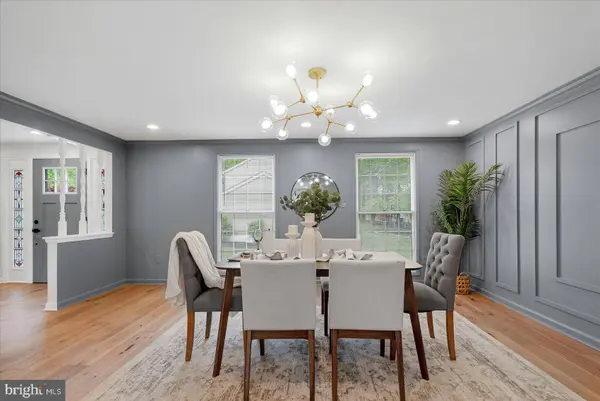 13 COUNTRY MILL CT, Catonsville, MD 21228