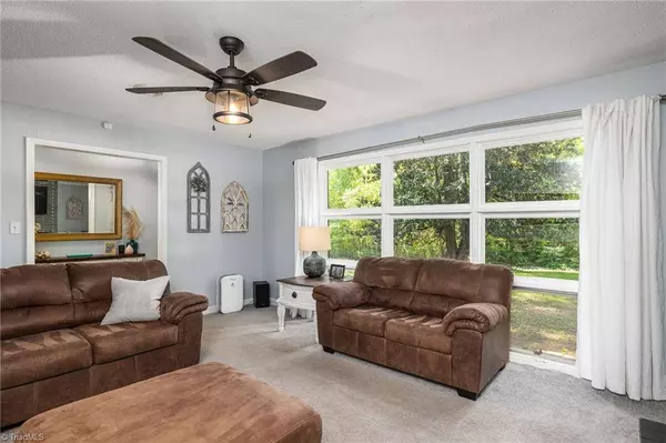 6845 Vance RD, Kernersville, NC 27284