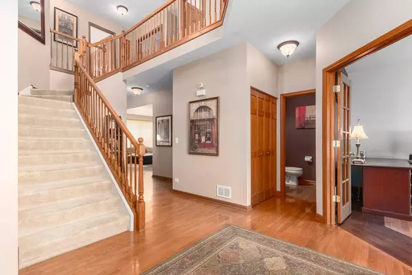 267 Belle Vue Lane, Sugar Grove, IL 60554