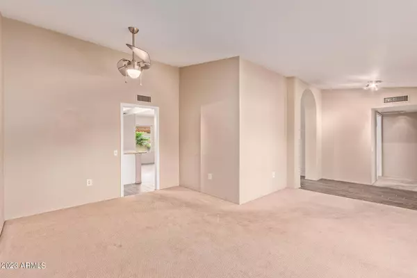 13749 W MEEKER Boulevard, Sun City West, AZ 85375