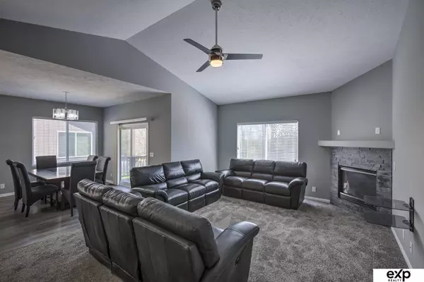 5009 S 186 Avenue, Omaha, NE 68135