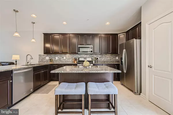 913 MORGAN RUN RD, Middle River, MD 21220