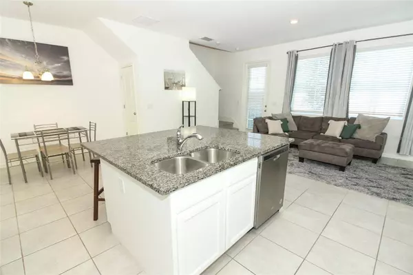 757 BENOI DR, Davenport, FL 33896