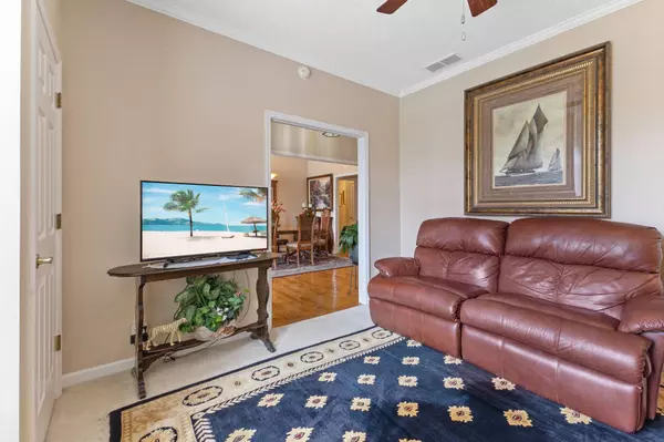 7278 Pymbroke CRK, Fishers, IN 46038