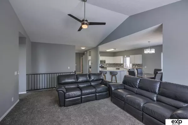 5009 S 186 Avenue, Omaha, NE 68135