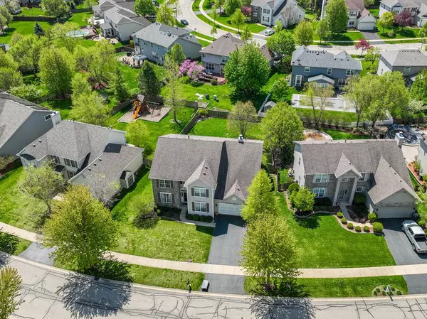 267 Belle Vue Lane, Sugar Grove, IL 60554