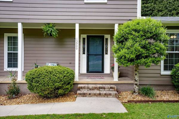 13900 Chimney Rock Circle, Huntsville, AL 35803