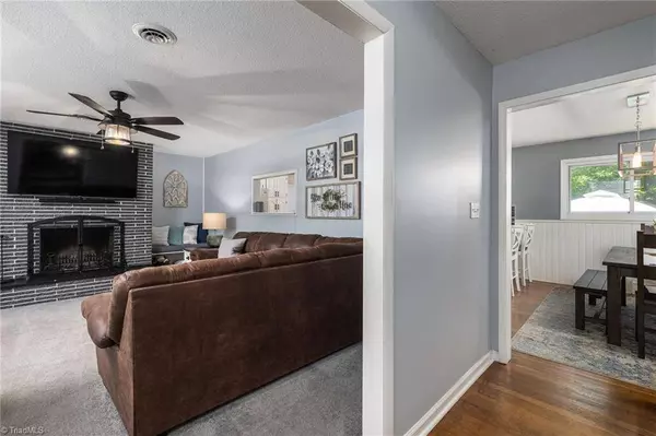 6845 Vance RD, Kernersville, NC 27284