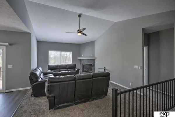 5009 S 186 Avenue, Omaha, NE 68135