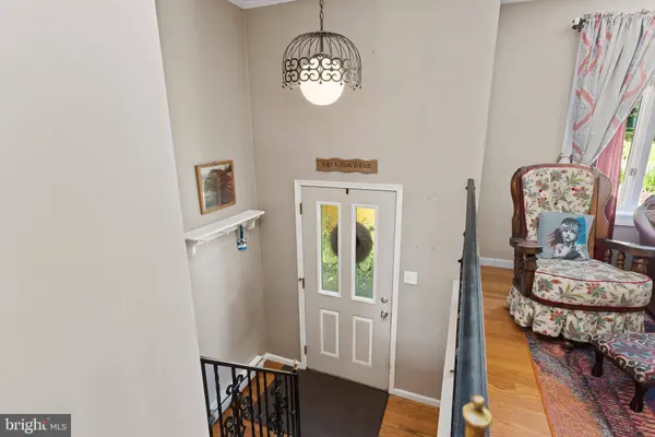 100 HIGHLAND CIR, Etters, PA 17319