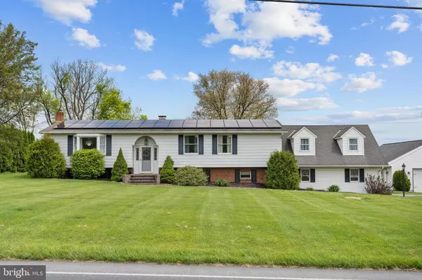 3382 S 5TH AVE, Myerstown, PA 17067