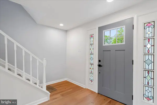 13 COUNTRY MILL CT, Catonsville, MD 21228