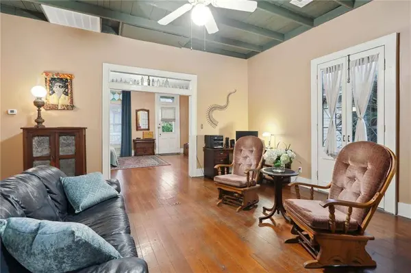 908 CONGRESS ST, New Orleans, LA 70117