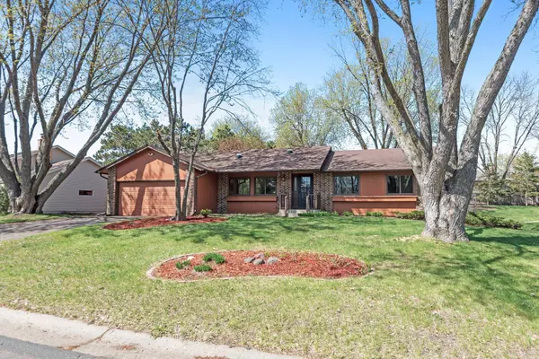 7110 Willow RD, Maple Grove, MN 55369