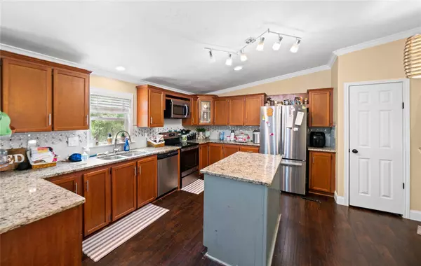 17361 Aspenwood, Lindale, TX 75771