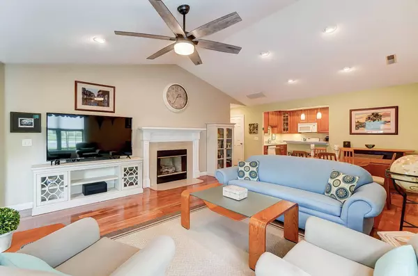 5381 Knotting Woods Drive, Westerville, OH 43081