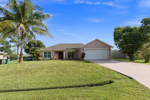 1221 SW Sudder AVE, Port Saint Lucie, FL 34953