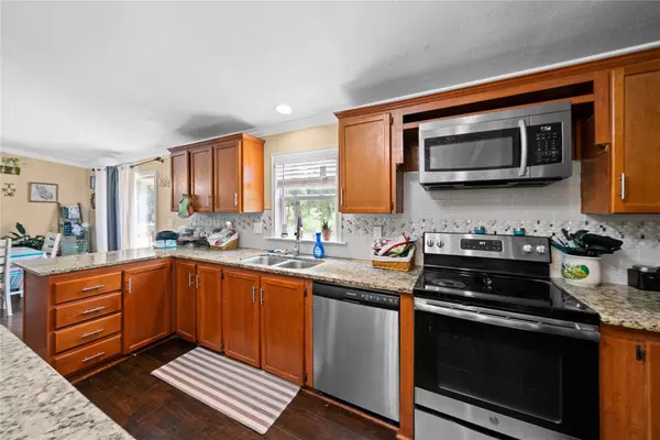 17361 Aspenwood, Lindale, TX 75771