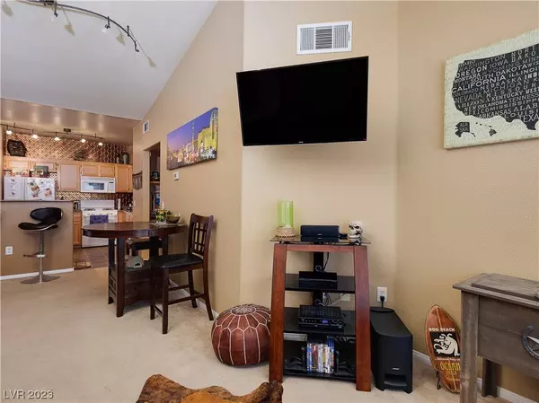 10550 W Alexander Road #2019, Las Vegas, NV 89129