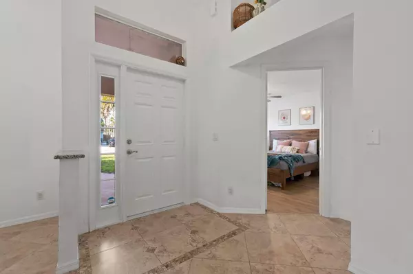 1221 SW Sudder AVE, Port Saint Lucie, FL 34953