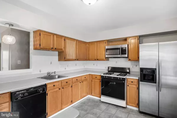 11 CARTER LN, Berlin, NJ 08009