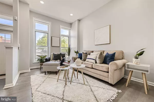 711 E 22ND ST, Baltimore, MD 21218