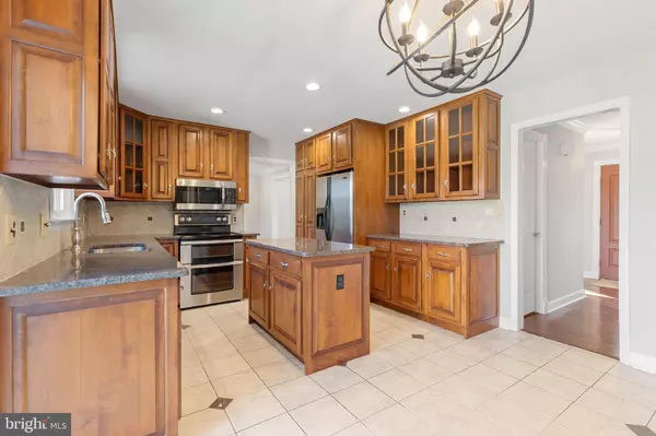 1105 STATE RD, Lincoln University, PA 19352