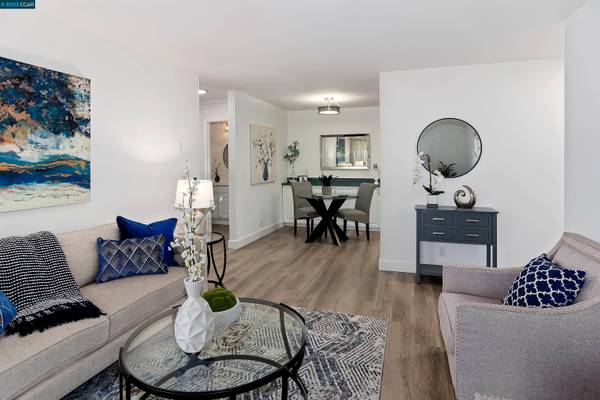 100 Kinross Dr 19, Walnut Creek, CA 94598