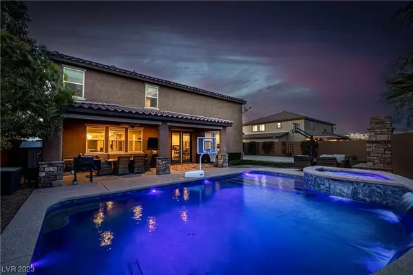 369 Azar Swan Avenue, Las Vegas, NV 89183