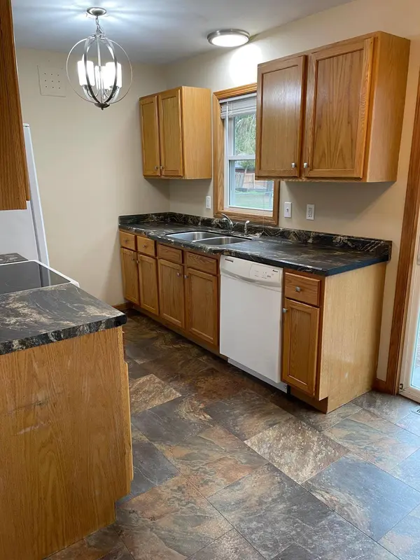 148 Territorial RD NE, Blaine, MN 55434