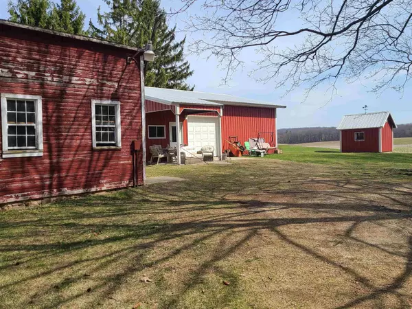 728 Sherman Dr, Medina, WI 53559