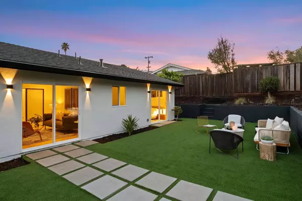 2117 Los Altos DR, San Mateo, CA 94402