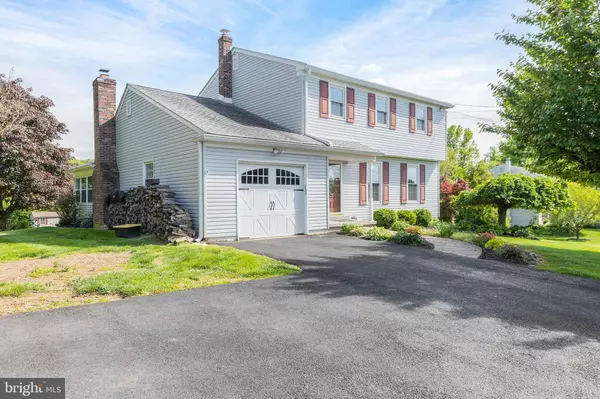 1105 STATE RD, Lincoln University, PA 19352