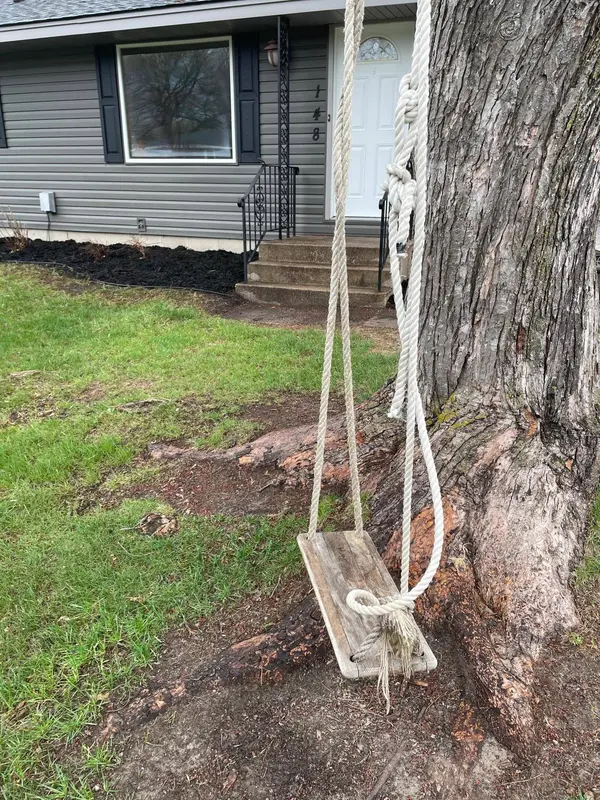 148 Territorial RD NE, Blaine, MN 55434