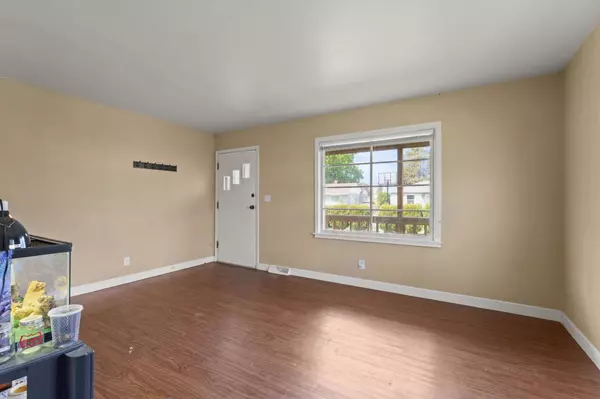 58 E Everett Ave, Spokane, WA 99208