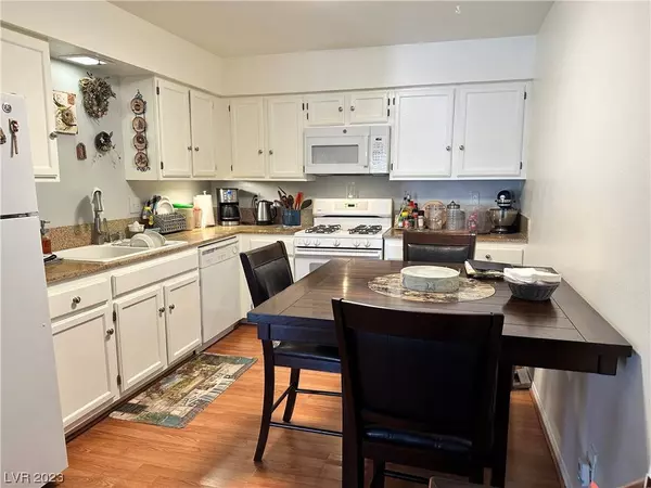 2140 Petersham Court #B, Las Vegas, NV 89108