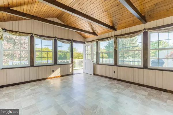 1105 STATE RD, Lincoln University, PA 19352