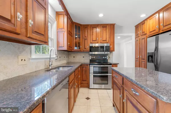 1105 STATE RD, Lincoln University, PA 19352