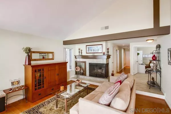 10430 La Vita Ct, San Diego, CA 92131