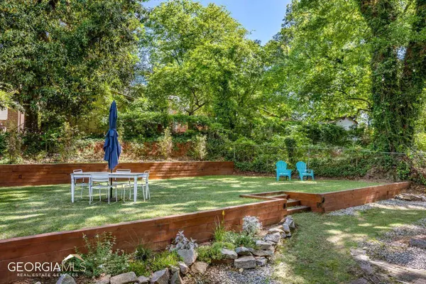 555 Lynnhaven DR SW, Atlanta, GA 30310