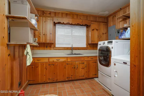 2705 N Main Street, Tarboro, NC 27886