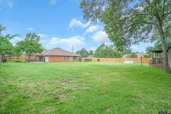 13362 Lauren Lane, Lindale, TX 75771
