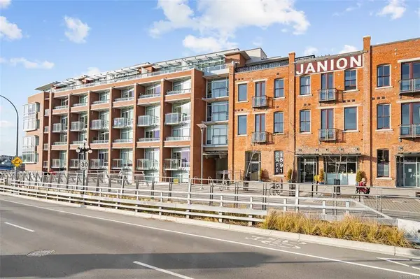 1610 Store St #222, Victoria, BC V8W 0E3