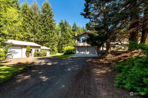 2612 Oyster WAY, Oak Harbor, WA 98277