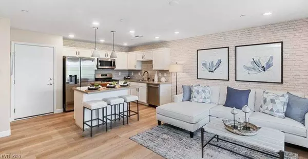 819 Watford Place, Henderson, NV 89011