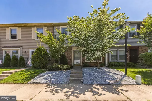 504 ROBERTS LN, Marlton, NJ 08053