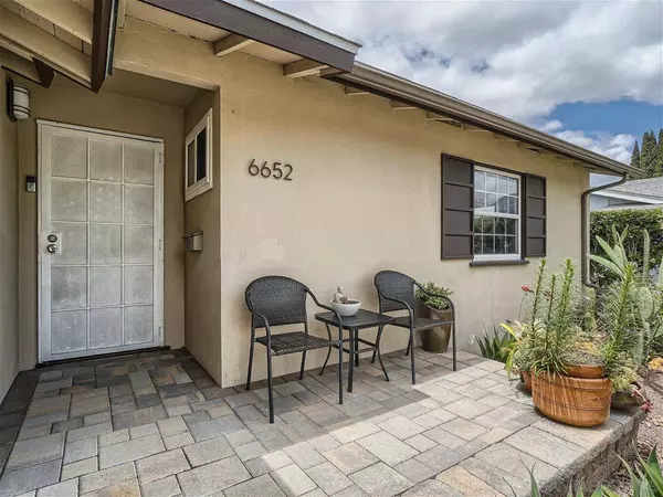 6652 Archwood Ave, San Diego, CA 92120