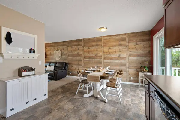 5923 Carlson ST, Shoreview, MN 55126